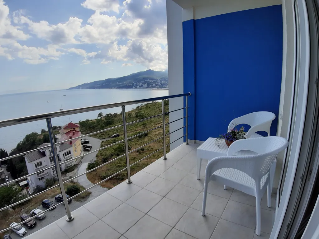 Квартира с видом на море и Ялтинскую бухту — аренда посуточно в Отрадное