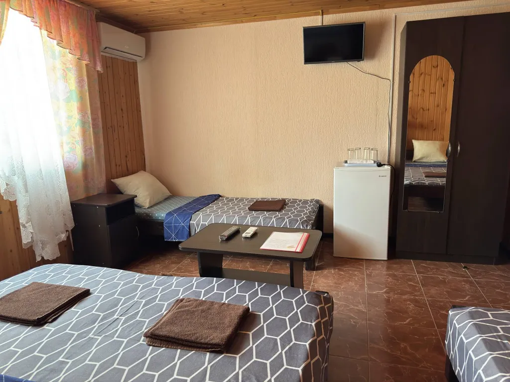 Квартира Комната с видом на горы — Геленджик