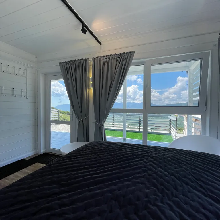 Коттедж Домик в горах Cherrychillvillage — Лучистое