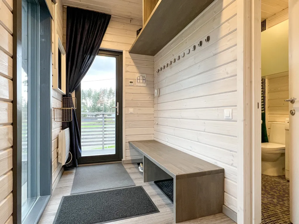 Коттедж Дом на 3 спальни с камином — Стеклянный