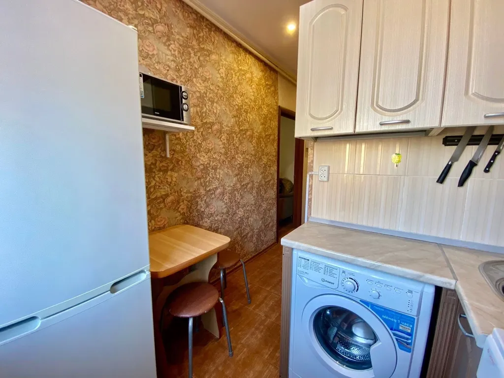 Отличная 2-комнатная квартира рядом с Центром «Рэб»