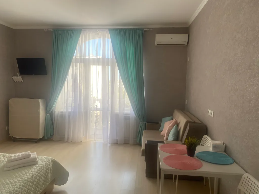 Квартира Квартира Улучшенный с балконом и видом на море — Севастополь