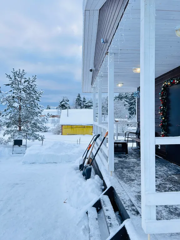 Дом у озера с сауной