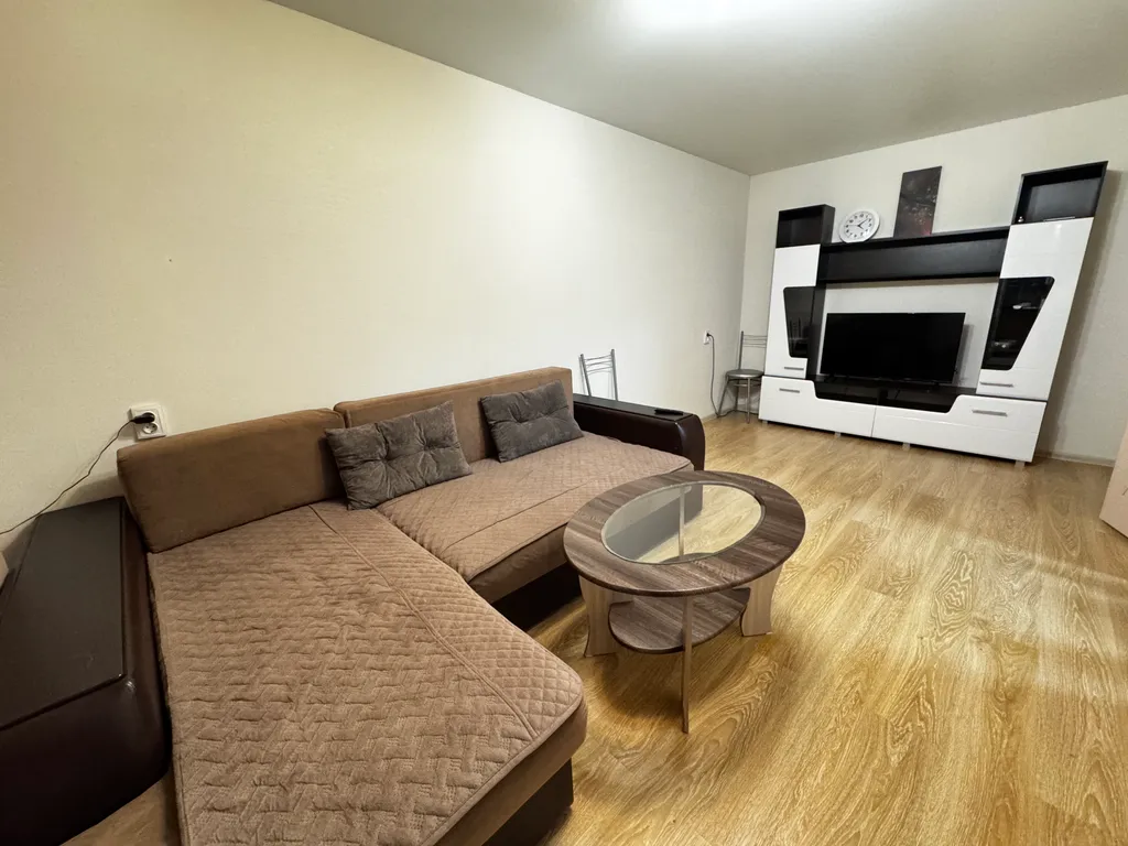 Уютная квартира в спальном районе — аренда посуточно в Тверь