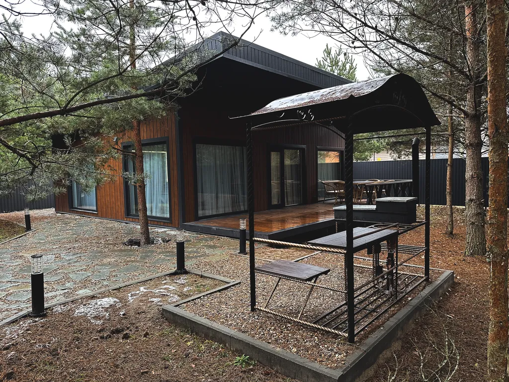 Коттедж Уютный гостевой дом с баней на дровах в сосновом лесу — Павловский Посад