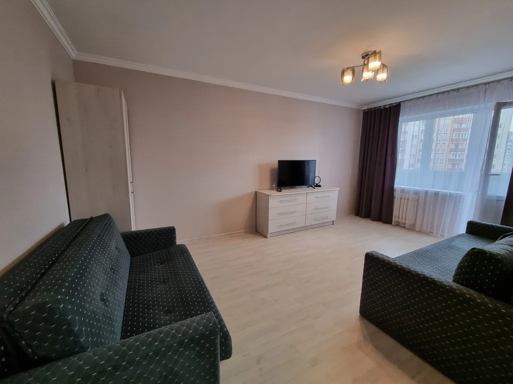 Центр, рядом с Музеем Мирового Океана