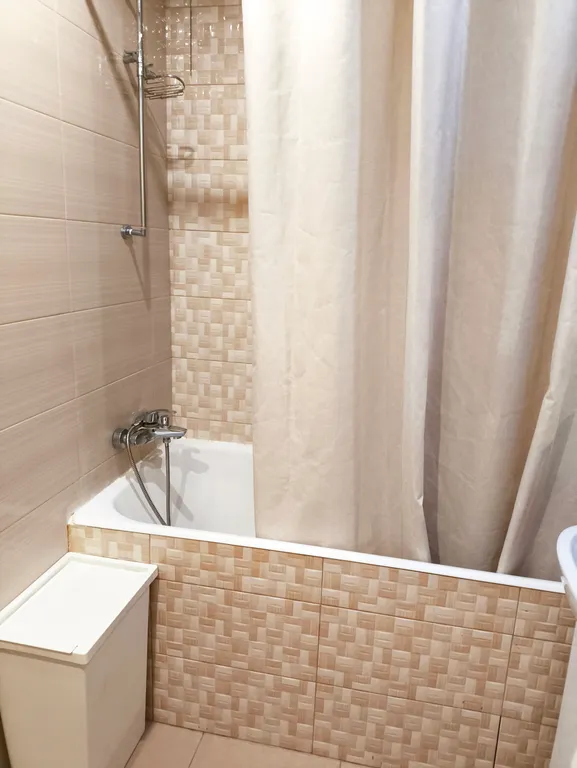 Двухкомнатная квартира с большой кухней