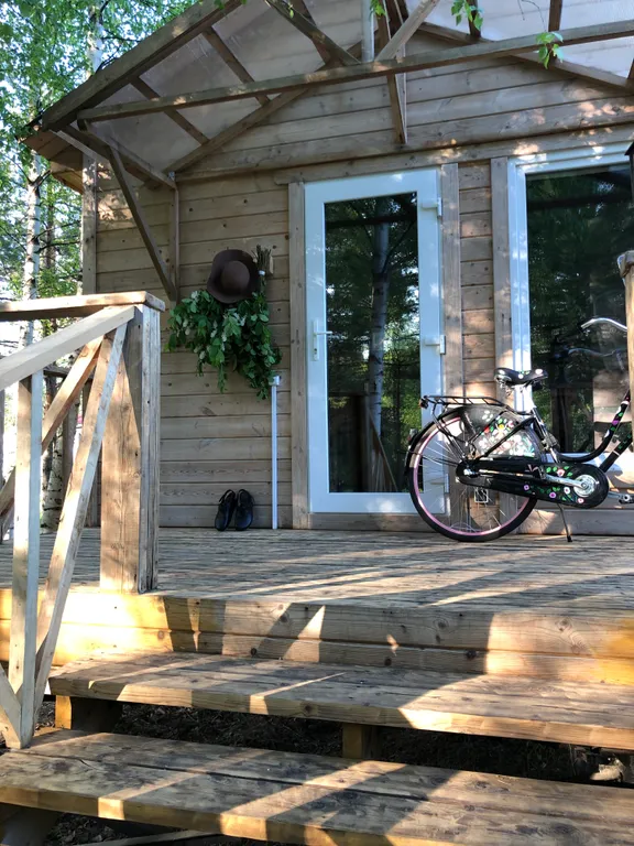 Коттедж Коттедж Дача на берегу пруда — Первомайское