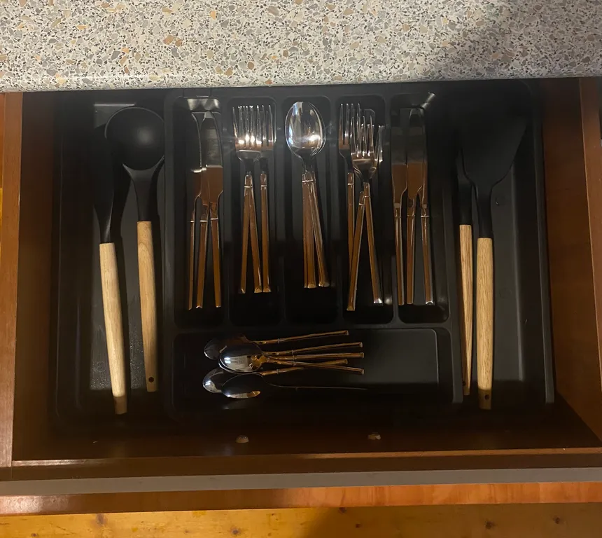 Дом на берегу реки