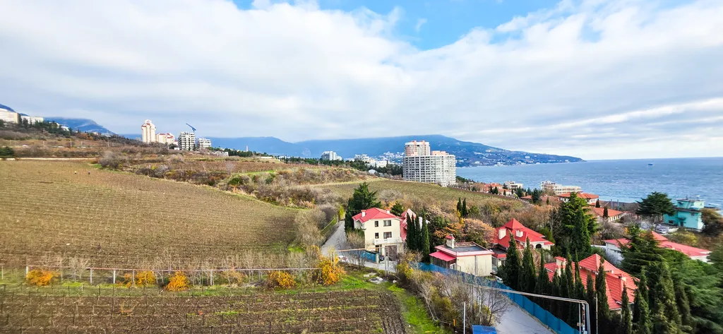Видовая квартира в Ливадии