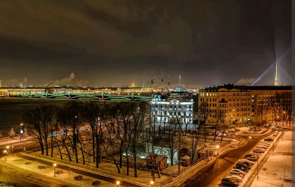 Квартира с панорамным видом на Неву