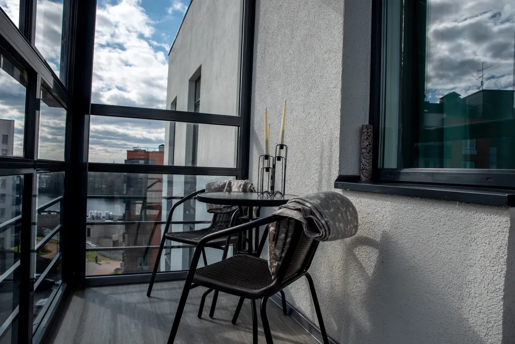 Уютная квартира с панорамным балконом