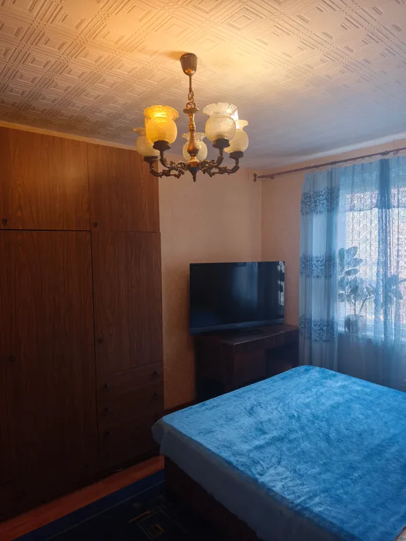 Уютная комната возле метро Каменная горка