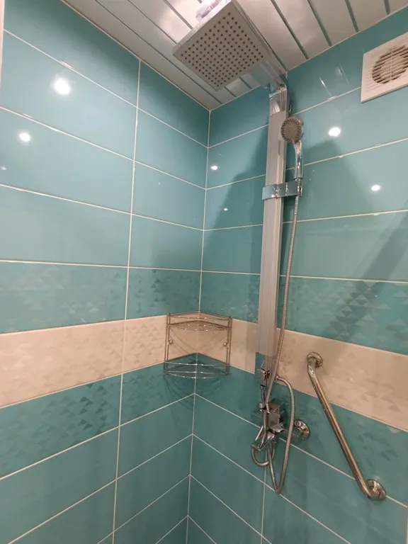 Просторная двухкомнатная квартира с видом на Кузнецкую крепость