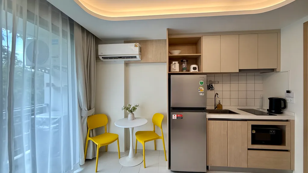 Уютная квартира у моря с бассейном, рядом пляж Камала