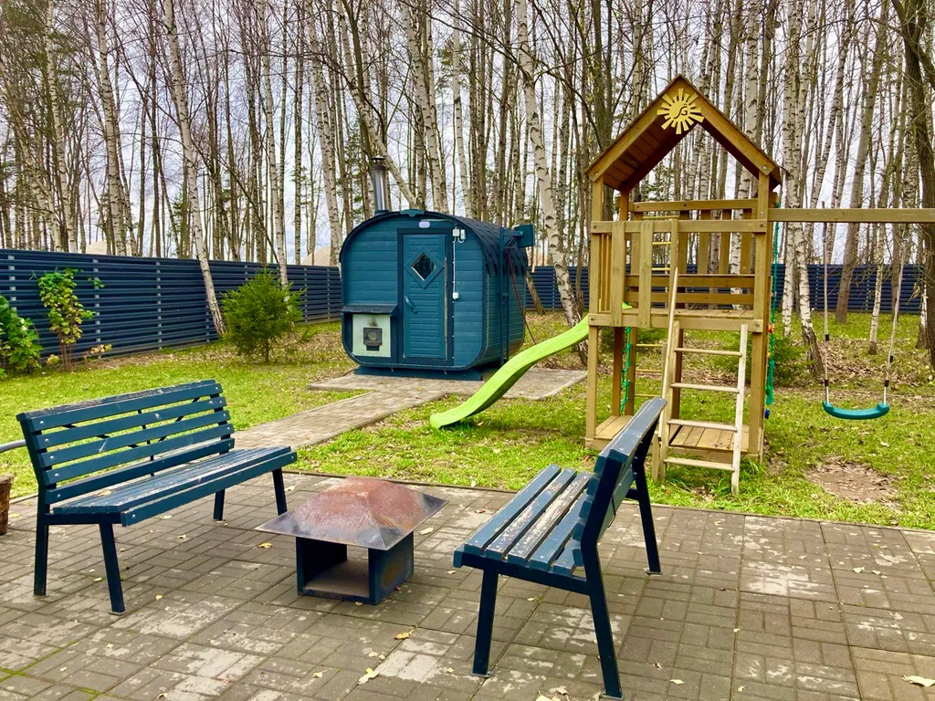 Коттедж Домик с индивидуальной детской площадкой на берегу Можайского водохранилища — Можайск