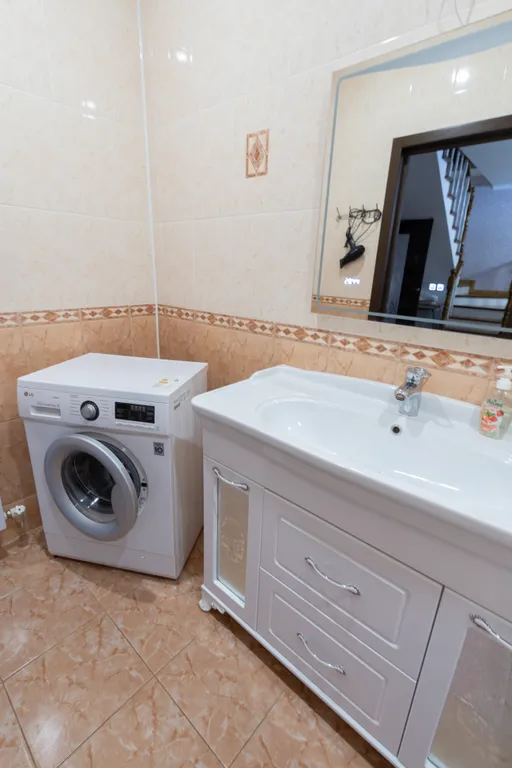 4-комнатный Дом