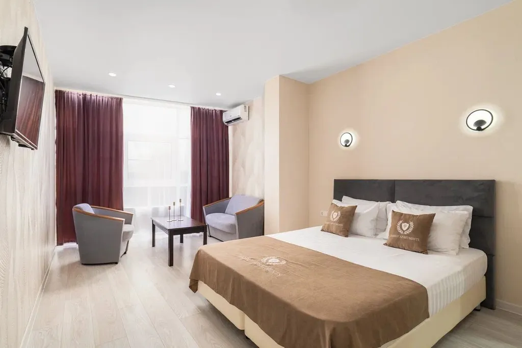 Квартира Квартира Евротрешка с витражным остеклением — Краснодар