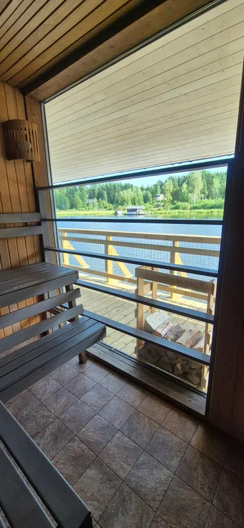 Раухала Стеклянный Коттедж на воде