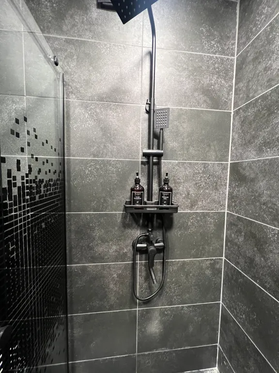 Однокомнатная квартира-студия с дизайнерским ремонтом