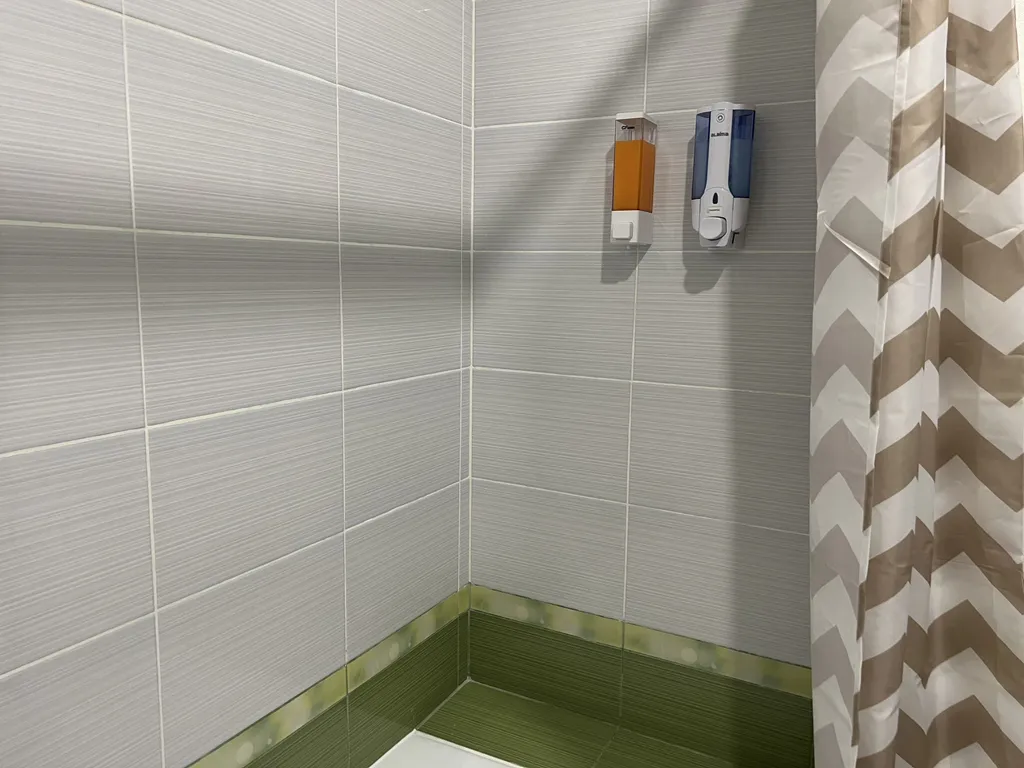 Апартаменты возле ТРЦ Тау