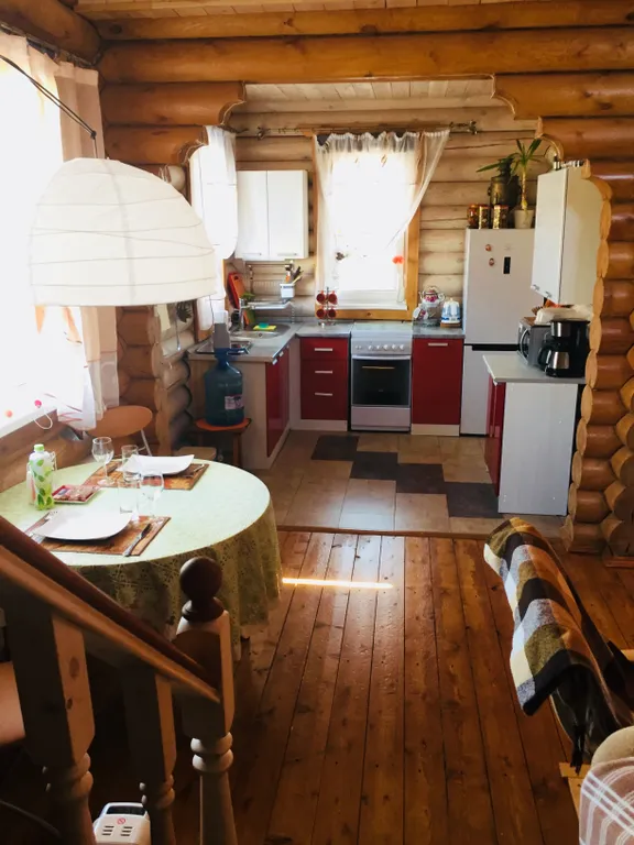 Коттедж Лада в черте города с сауной