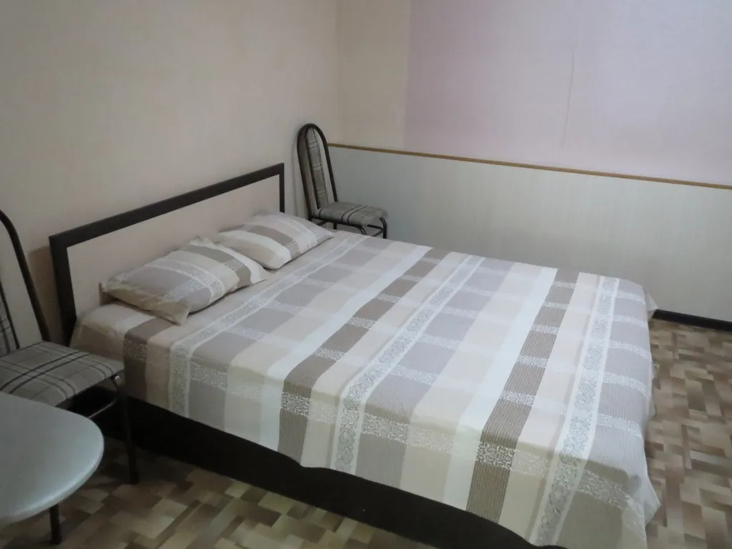 Дом в тихом спальном районе