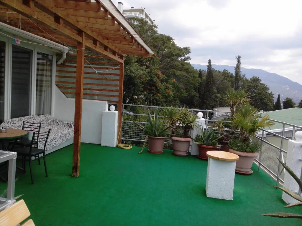 2-уровневый дом с видом на море