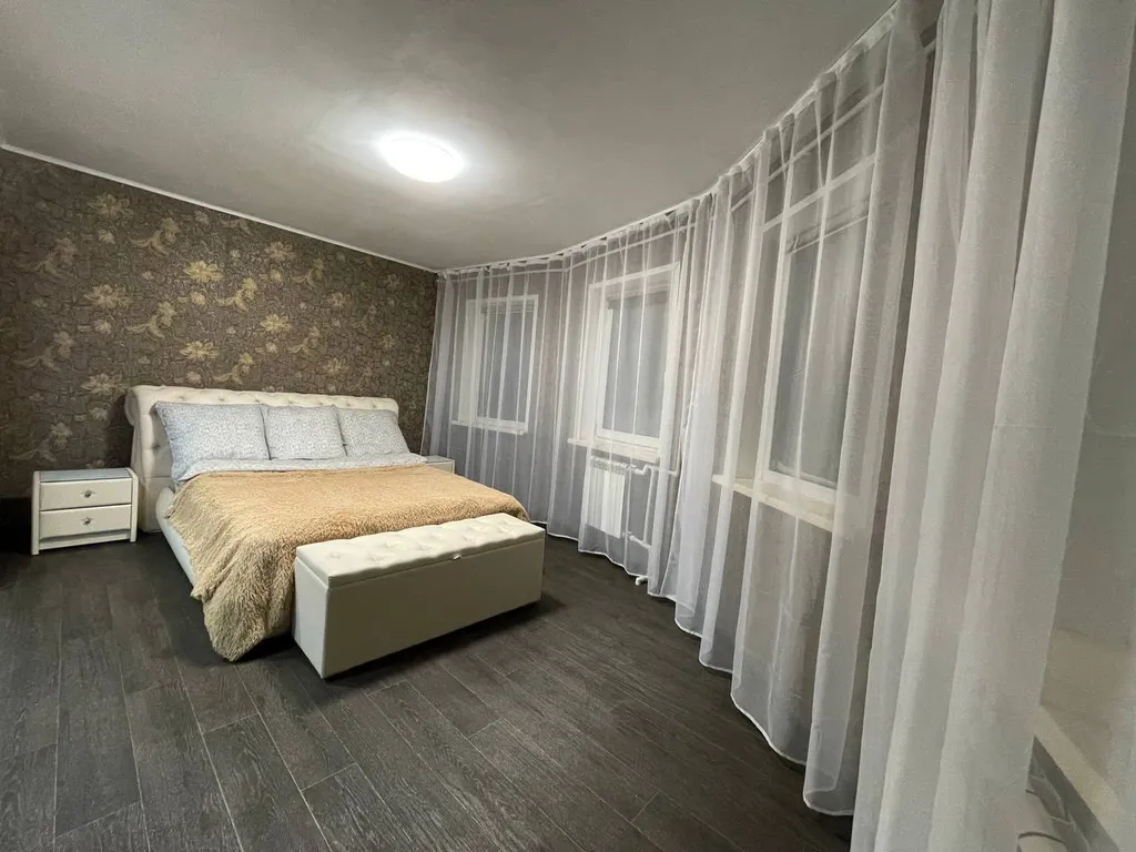 Уютный дом в черте города