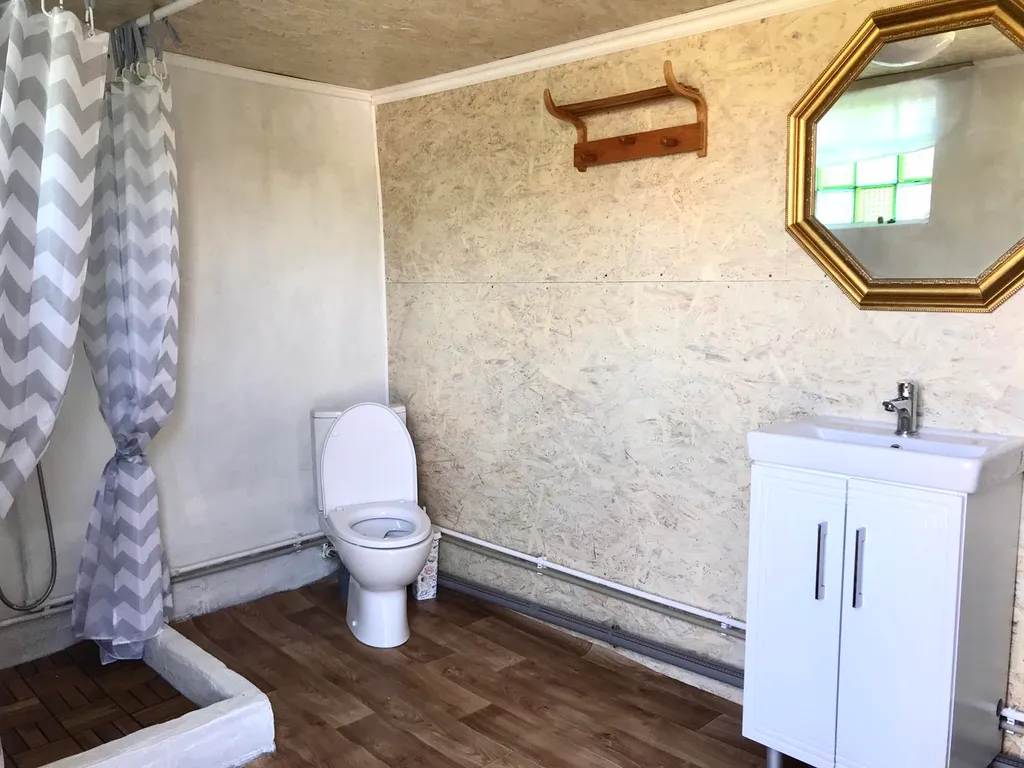 Уютный дачный домик в красивом уголке природы