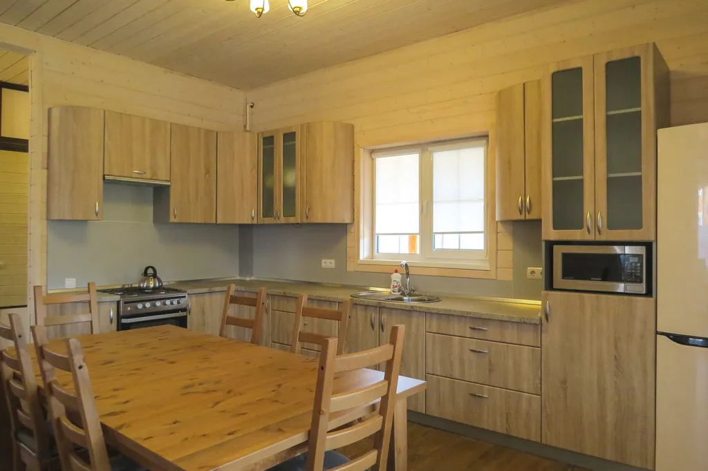 Дом на берегу Волги (Бизнес)