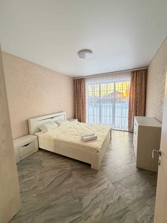 Новый уютный дом в тихом месте