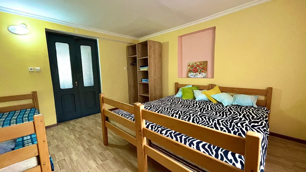 Этаж для большой компании в гостевом доме у моря