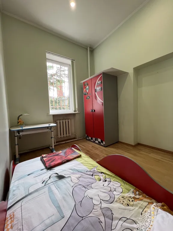 6-комнатный Дом