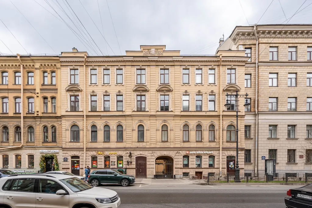 Квартира Двухуровневая квартира-студия у Невского проспекта — Санкт-Петербург