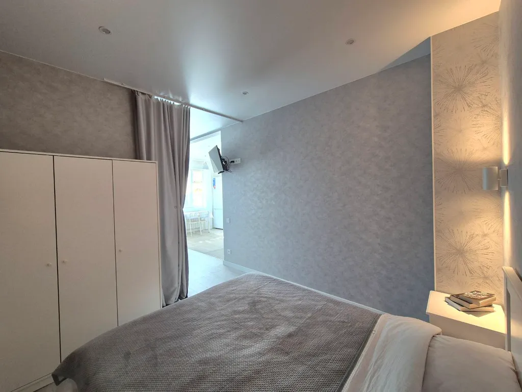 Уютная квартира Diamond в новом доме в центре города.