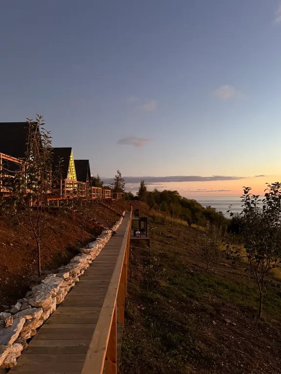 Новый глэмпинг в горах с панорамным видом на олимпийский парк