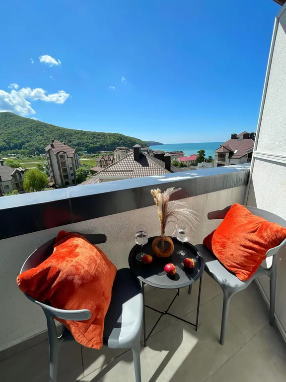 Апартаменты с видом на море и горы, 3 минуты до пляжа