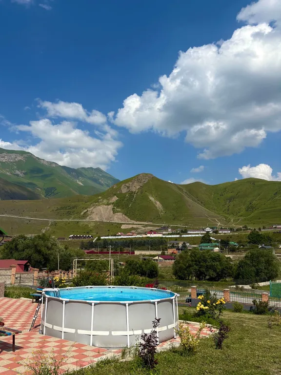 Уютный дом в Верхнем Фиагдоне на берегу горной реки