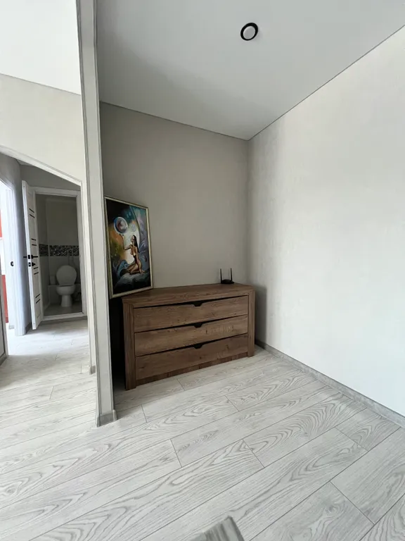 Светлая просторная теплая квартира с новым ремонтом