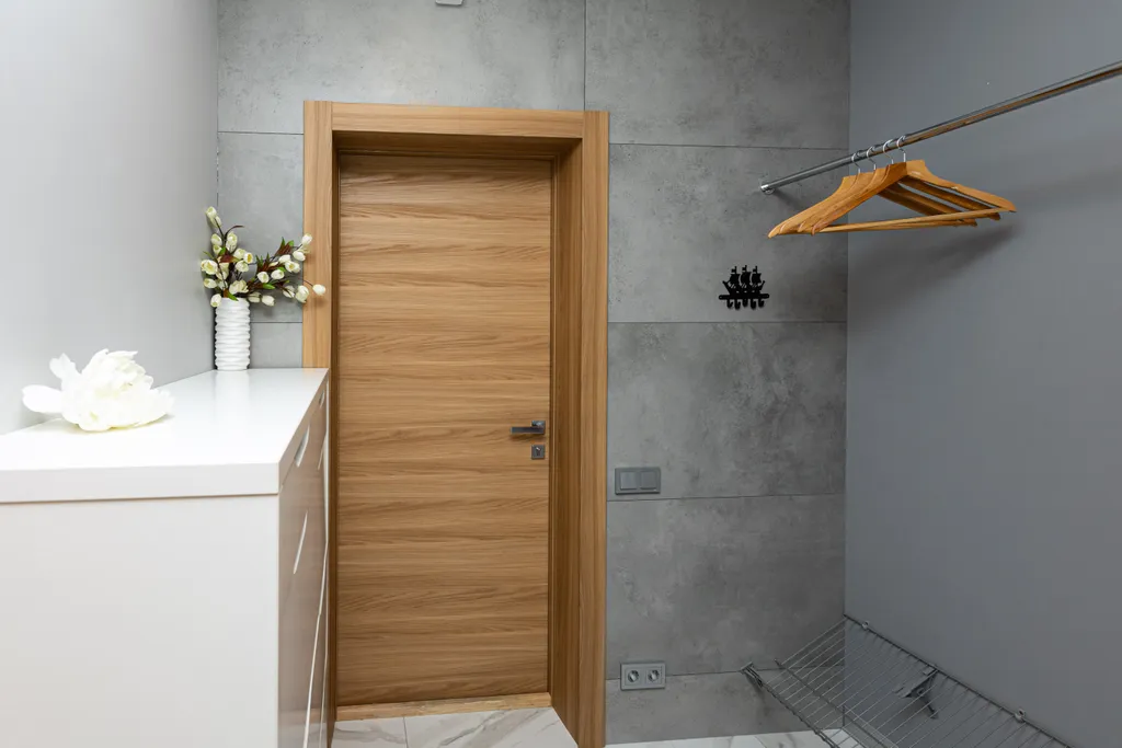 Просторная квартира с живым камином и видом на горы