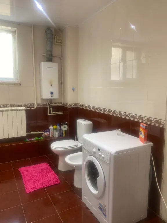 Отдельный большой дом в курортной зоне, с беседкой и мангалом.