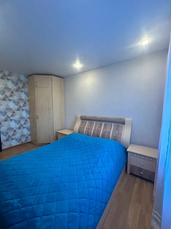 Изолированная комната в трехкомнатной квартире