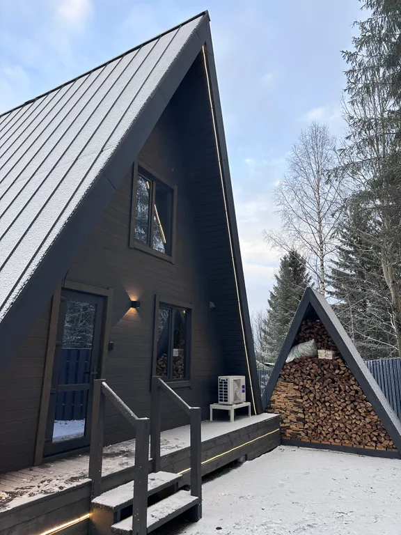 Уютный дом у подножья горы Белая