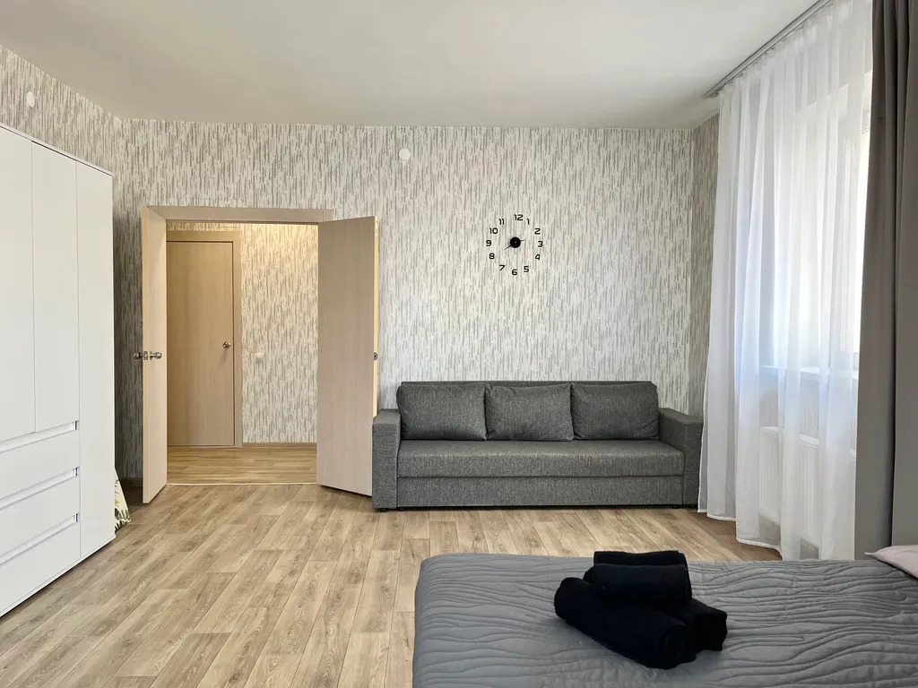 Квартира Просторная квартира на Караульной — Красноярск