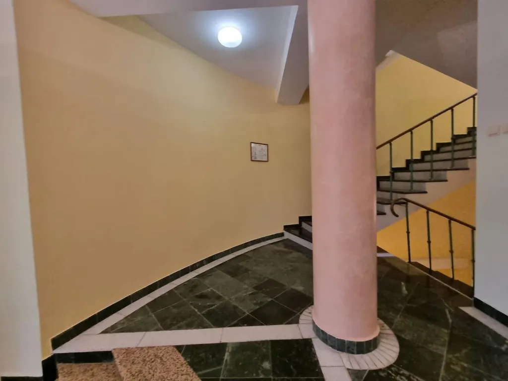 Вилла с бассейном и видом на море