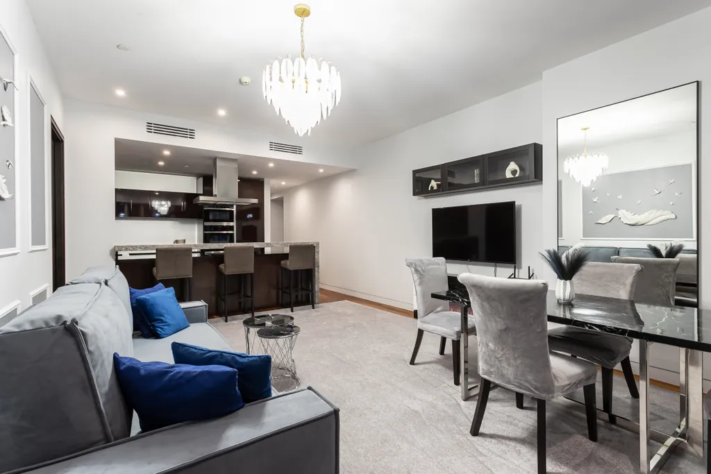 Красивый апартамент в башне ОКО Москва-сити с видом на город