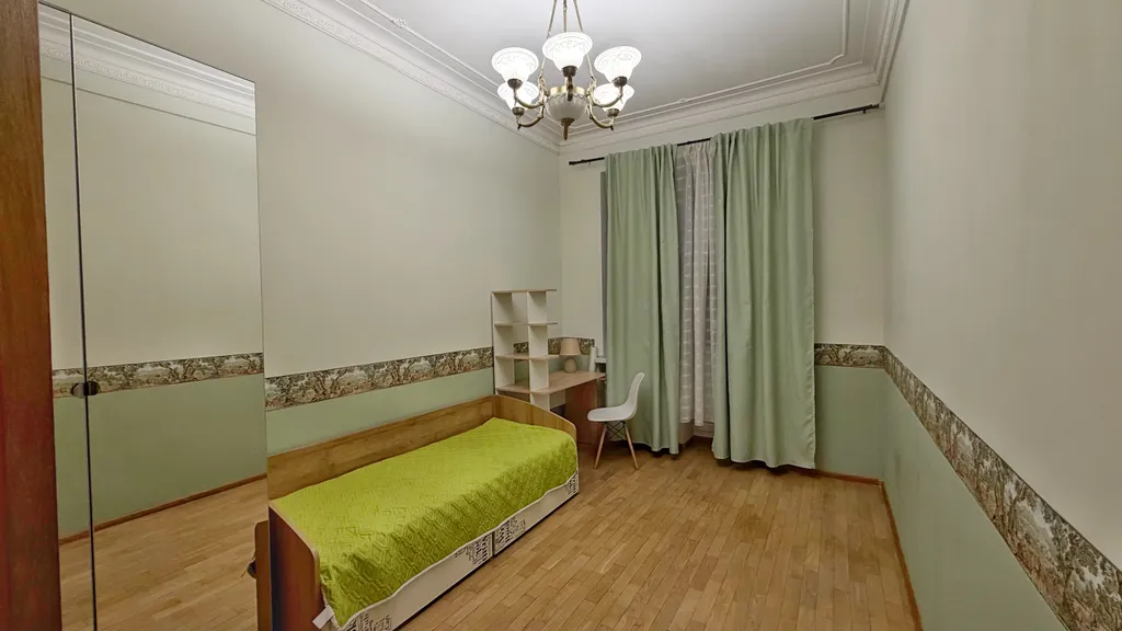 Квартира 4-х комнатная квартира в центре Москвы на Маяковской — Москва