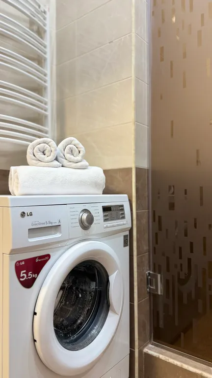 Улучшенные апартаменты с 1 спальней и  балконом в центре города