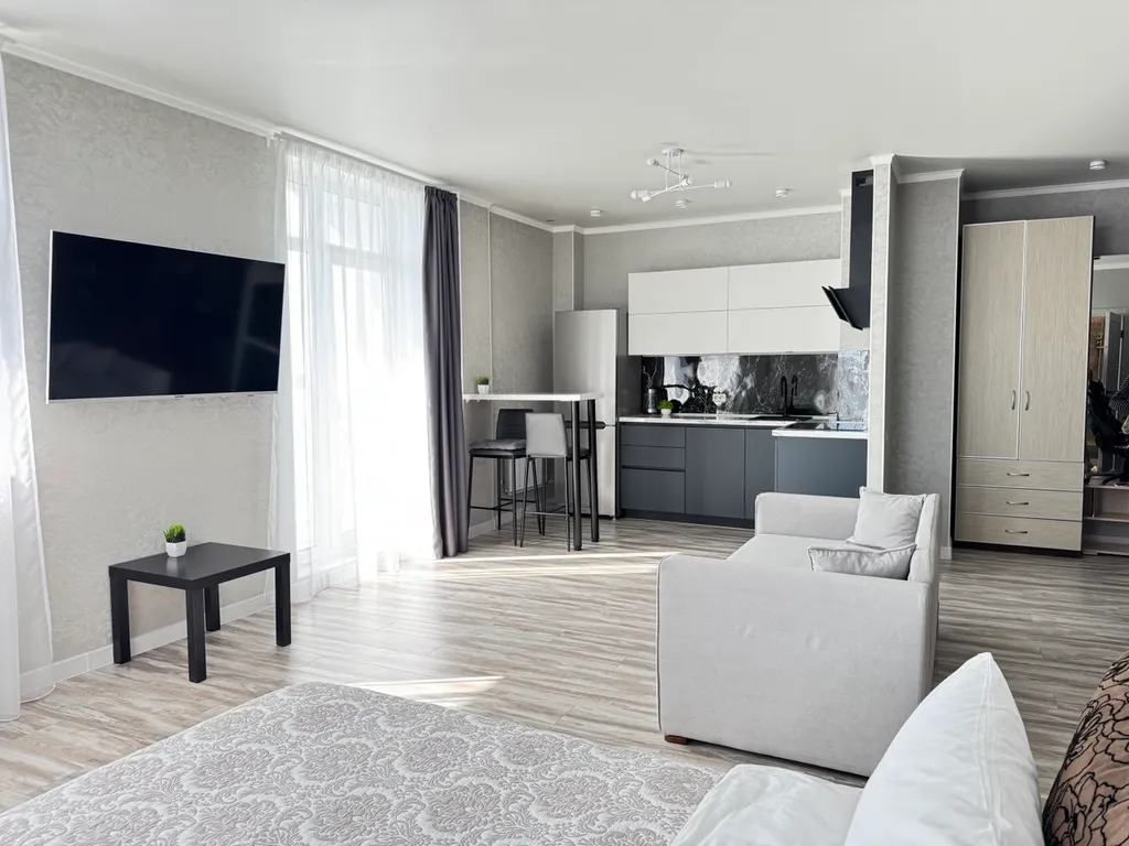 Рядом с аэропортом и жд вокзалом! Успейте забронировать!